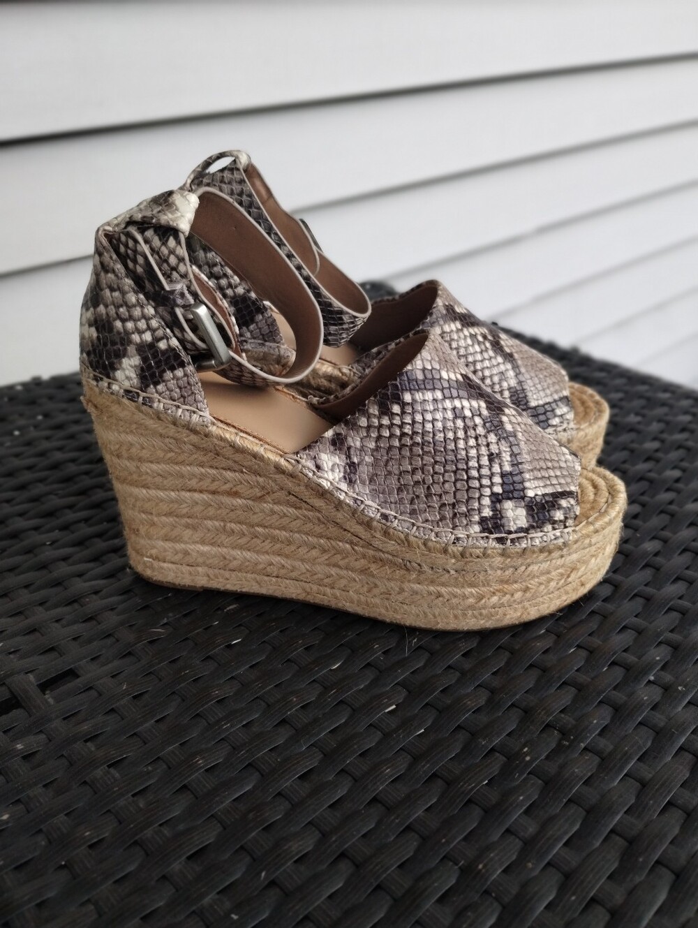 Marc Fisher LTD Devon Snake Print Espadrille Wedges Women’s 7.5